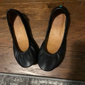 Black matte tieks